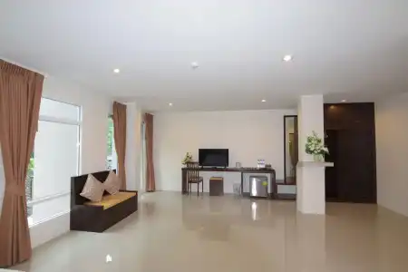 Peak Boutique City - 79
