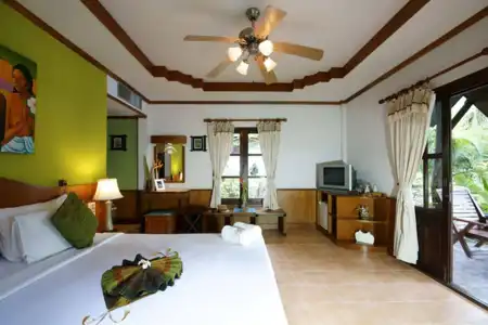 Salad Beach Resort - 1