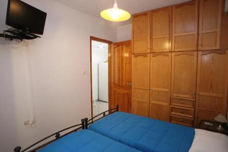 Afroditi Syros - 29