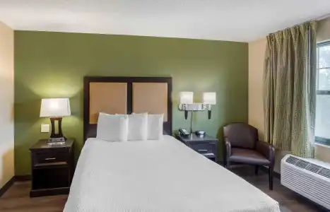 Extended Stay America Suites New York City LaGuardia Airport - 28