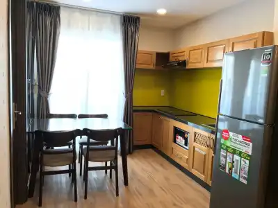 Emerald Central - 206