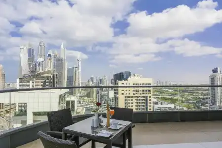 City Premiere Marina Apartments - 8
