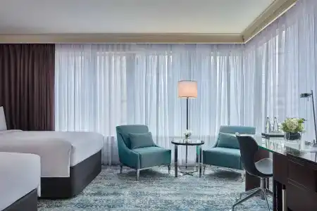 JW Marriott - 76