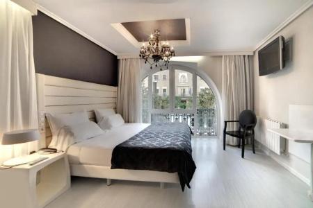 Pilar Plaza - 92