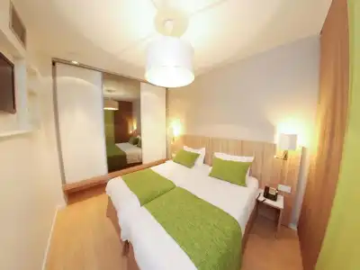 Q7 Lodge Lyon 7 - 55