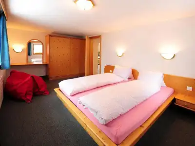 Bündnerhof - 2