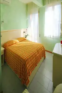 Prestigio - 32