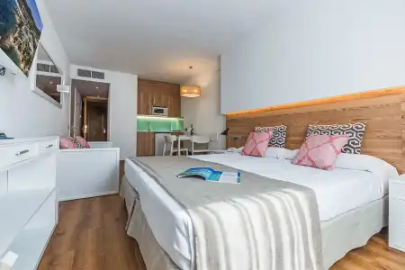 ApartPonent Mar - 4