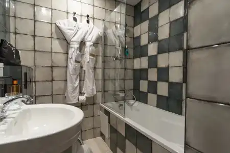 ELSA, Hôtel Paris - 6