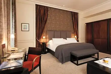 La Tremoille Paris - 69