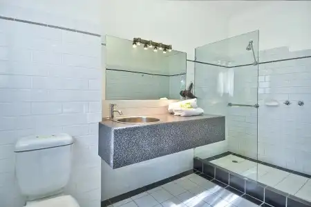 Best Western Geelong Motor Inn & Serviced Apartments - 8