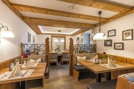 Restaurant Krone & Wellness - - 42