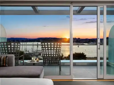 Inn at Laurel Point - 25