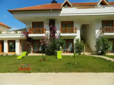 Yonca Butik - 0