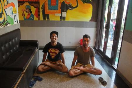 Bedweiser Backpackers Hostel - 17