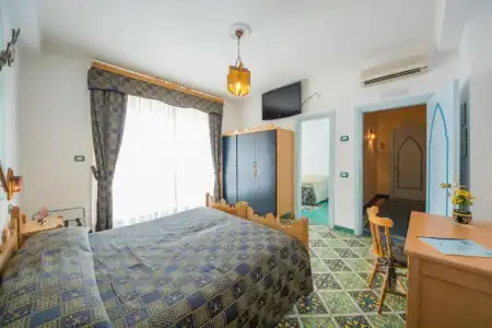 Riviera B&B Rooms and Apartament SEA-VIEW - 58