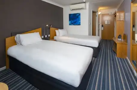 Holiday Inn Express Birmingham - Snow Hill by IHG - 33
