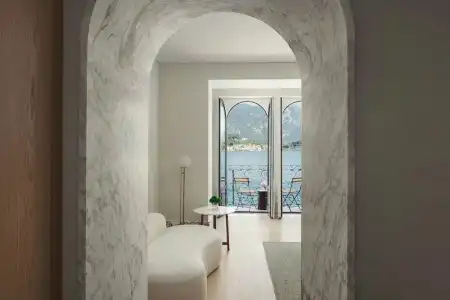 The Lake Como EDITION - 12