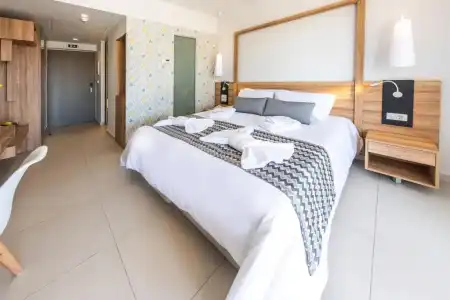 Kiani Beach Resort Family - 72