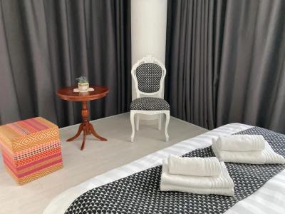 Lokàl Boutique - 38