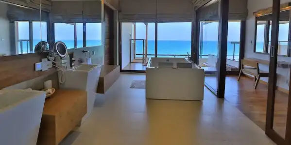 Pandanus Beach Resort & Spa Resort - 81
