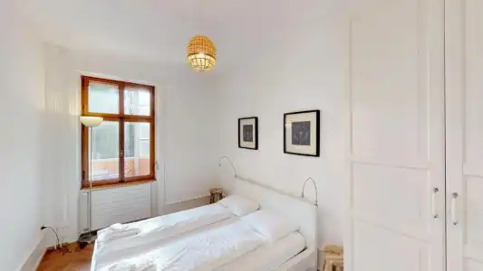 Unique Serviced Living at Airport Line - 30