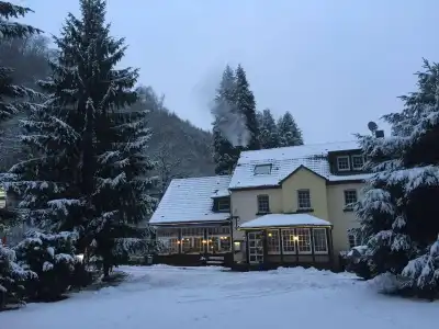 Waldund Restaurants Lemberg - 16