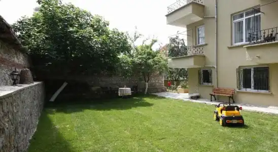 Adali Hostel Pansi̇yon - 12