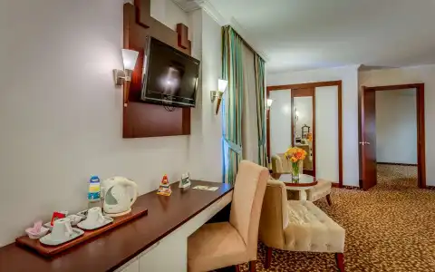 Best Western Plus Khan - 51