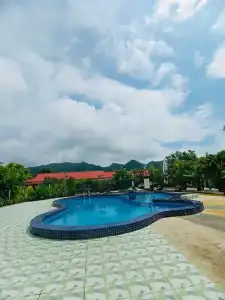 Penarak Bamboo Beach Motel - 14