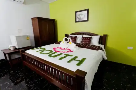 The Mouth Resort - 56