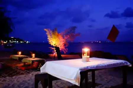 Thaniza Beachfront Resort - 13
