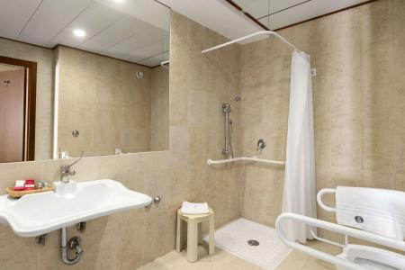 Ramada by Wyndham Naples - 11