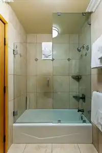 Pacific Terrace - 34