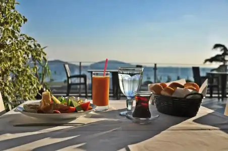 Dragos Island - 27