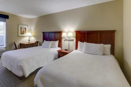Barrington & Suites - 26