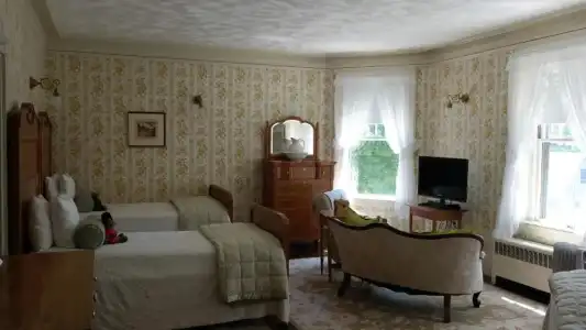 Moseley Cottage Inn & Town Motel - 26