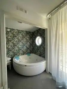 Tasso Suites & Spa - 78