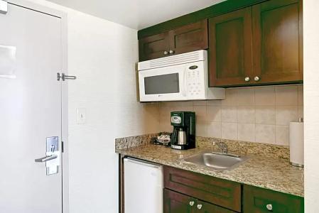 Beach Quarters Resort - 81