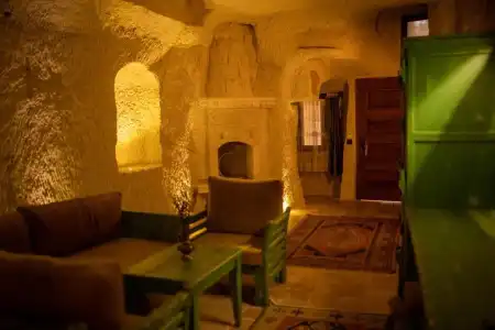 Pome Granate Cave - 28