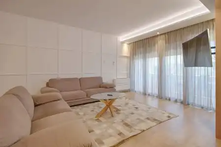 The Rooms - 296