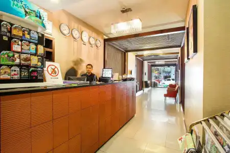 Bally Suite Silom - 18