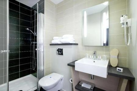 Kyriad Prestige Vannes Centre – Palais Des Arts - 53