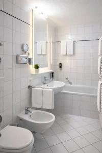 Bayers Boardinghouse & - 60