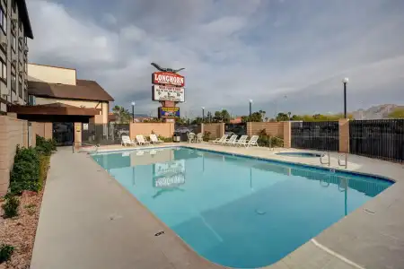 Super 8 Las Vegas Boulder Highway - 17