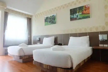 English Resotel - 4