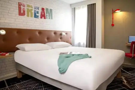 ibis Styles Chartres - 26