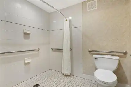 Best Western Plus Silver Saddle Inn - 35