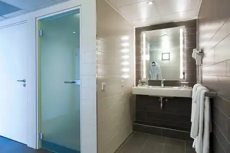 Holiday Inn Eindhoven Centre by IHG - 77