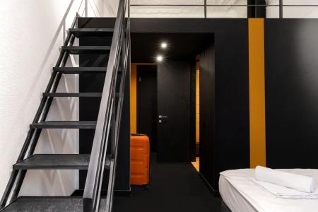 Globe Runner Rooms & Dorms - 52